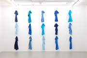 towel-installation (blue), 15 towels, each 50x100 cm, 2013 - thumbnail